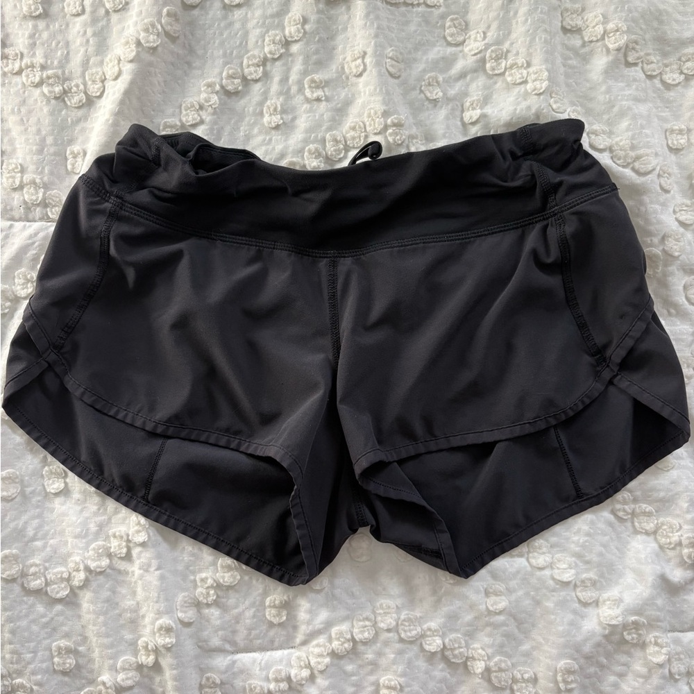 Lululemon Speed Ups LR Black 2.5 inch Shorts